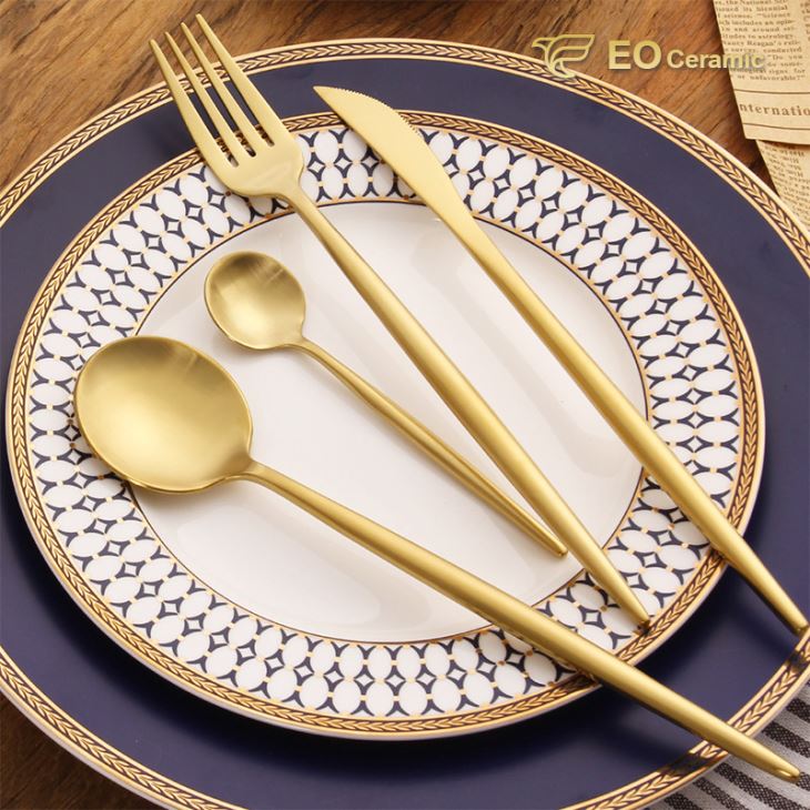 Banquet Ceramic Plate Set
